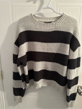 Grey and black ribbed sweater